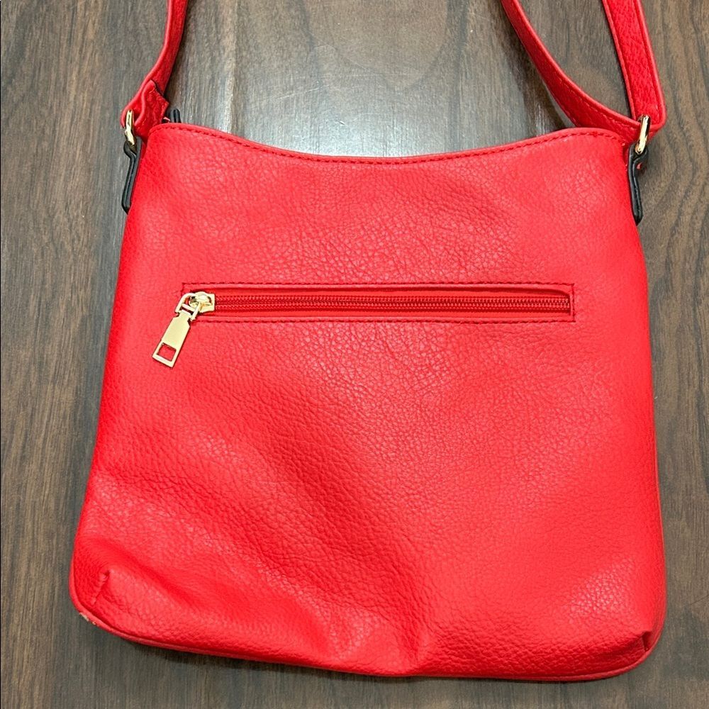 Red Shoulder Bag - Picture 6 of 7